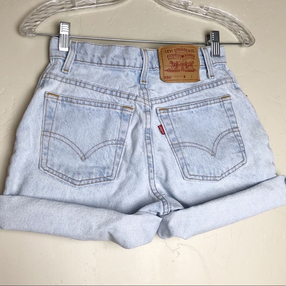 Levi's Pants - Levi’s 550 High Waist Shorts Size 3